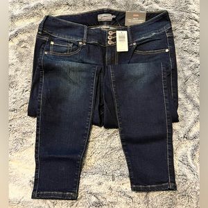 NWT Torrid size 16 jegging jean